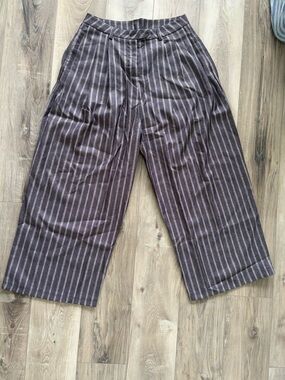 Wide-Leg Striped Women’s Pants in Brown